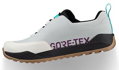 Превью  Велоботинки туристические FIZIK Terra Ergolace GTX Ice Grey/Black